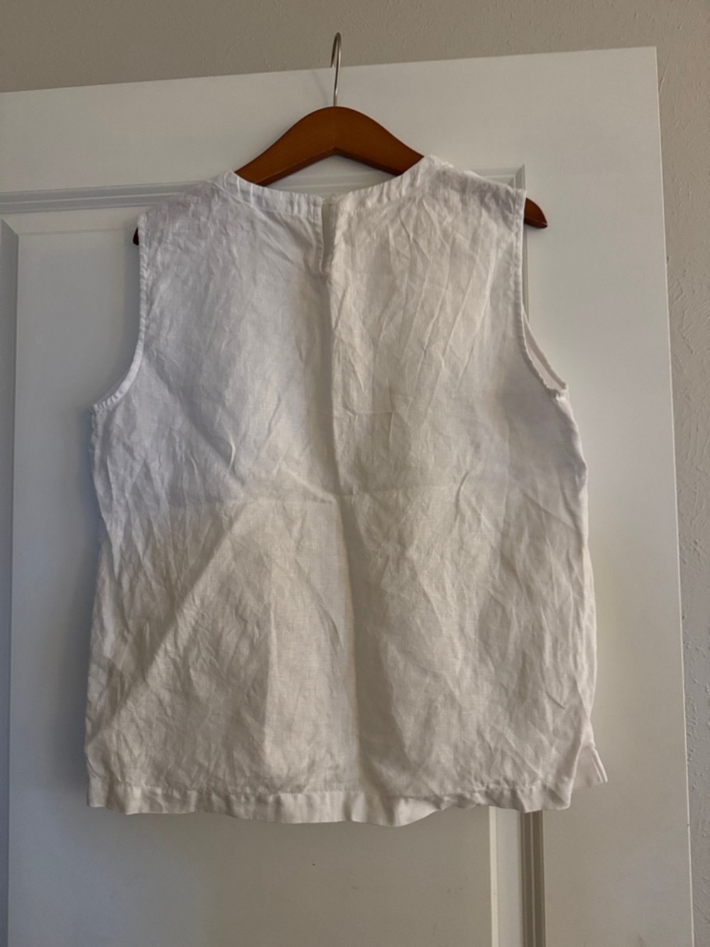 Quince White Sleeveless Linen Top - Picture 3 of 3